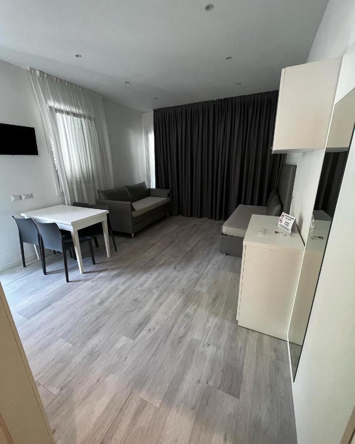 Hotel Ardea Riccione Esterno foto