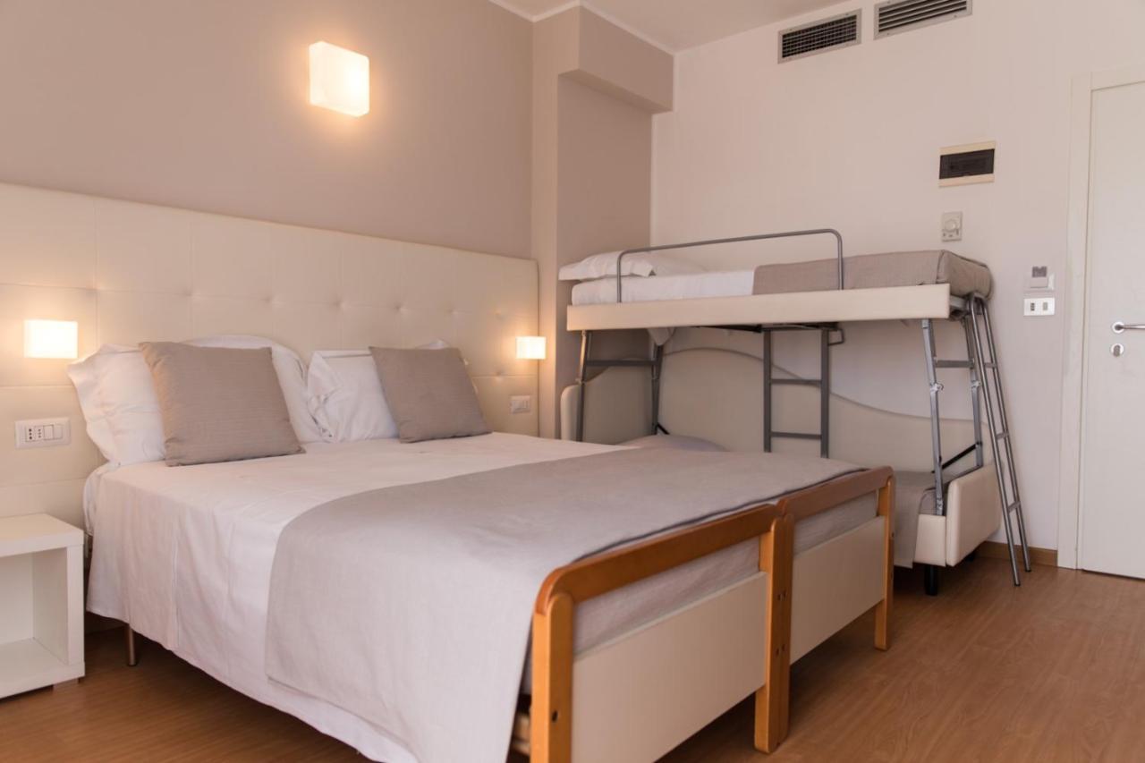 Hotel Ardea Riccione Esterno foto