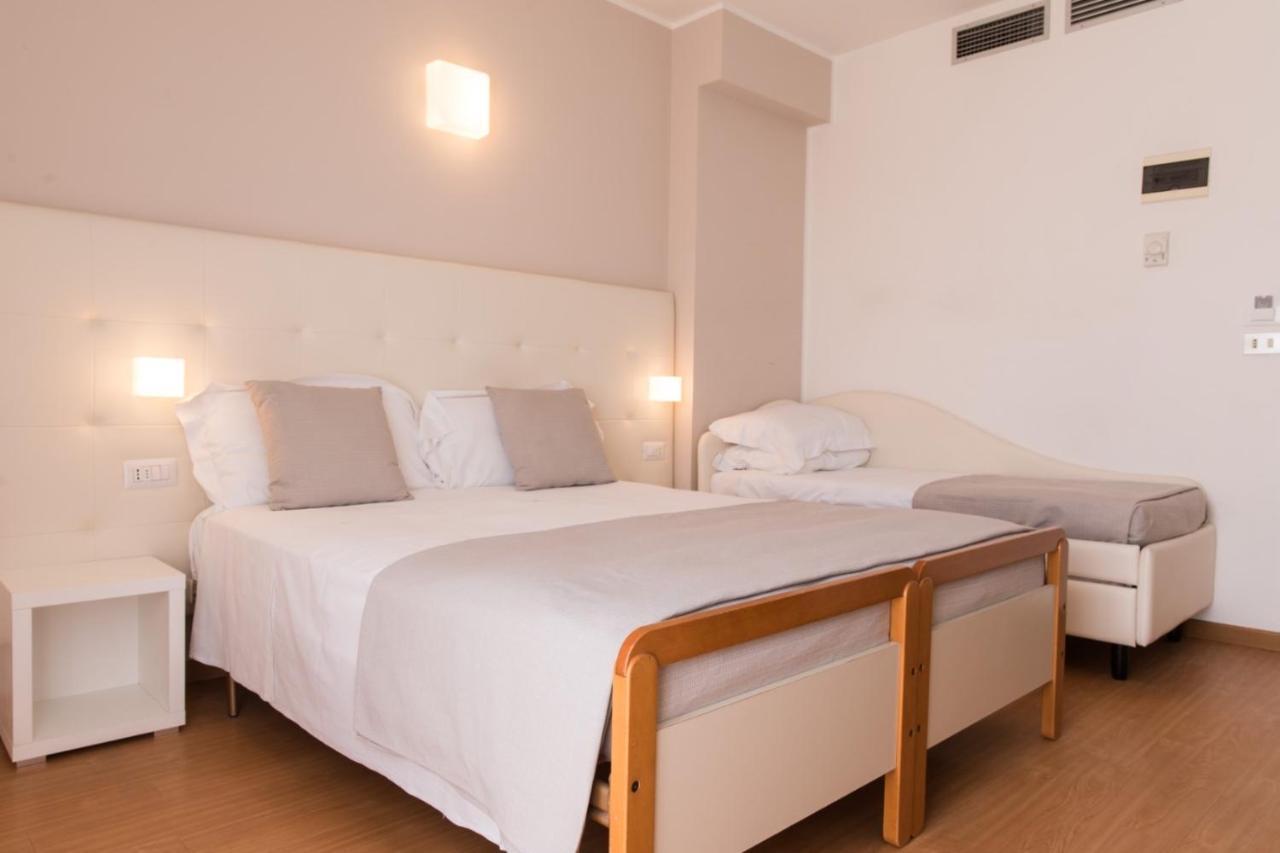 Hotel Ardea Riccione Esterno foto