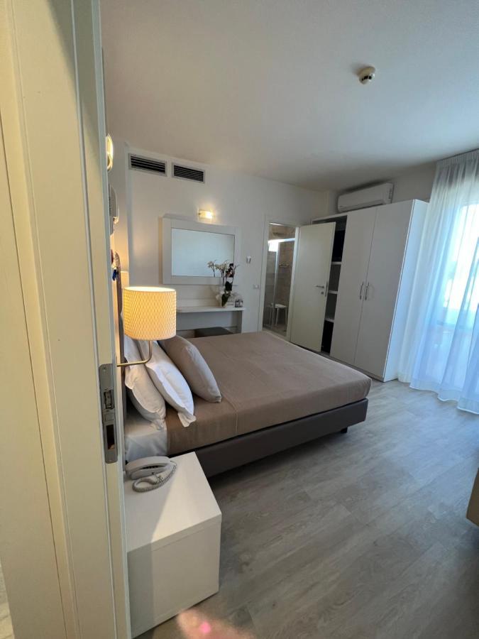 Hotel Ardea Riccione Esterno foto