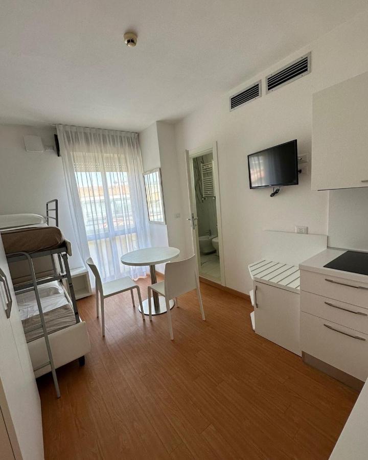 Hotel Ardea Riccione Esterno foto